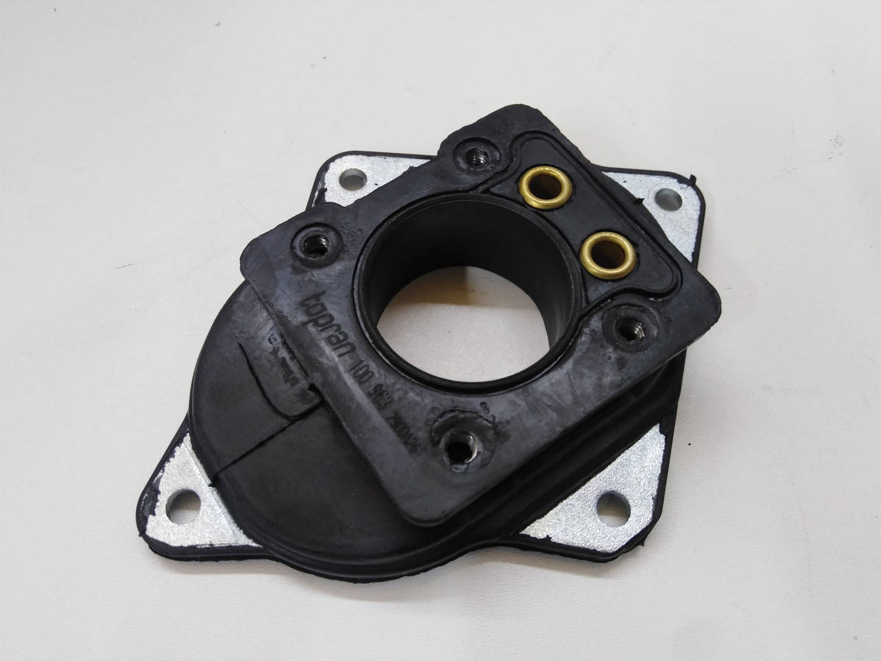 

Подушка моноинжектора Volkswagen Passat, Golf 3, Vento 1,6 - 1,8.