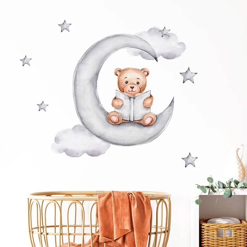 

Виниловые наклейки на стену, в детскую "Мишка на луне читает книжку" 70см*70см (лист 30*117см)