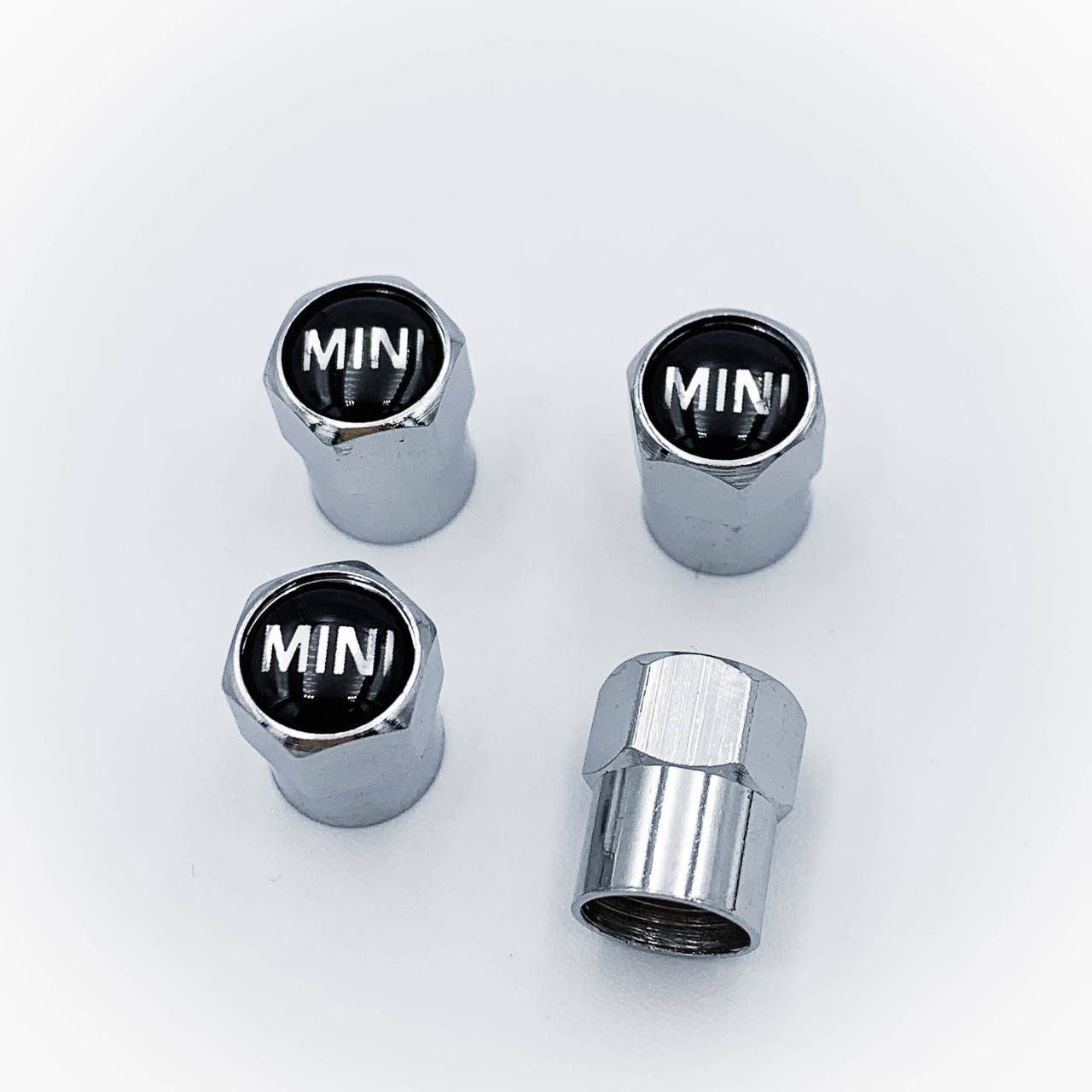 

Защитные колпачки на ниппеля MINI (Мини) Cooper 4 шт Надпись MINI Хром