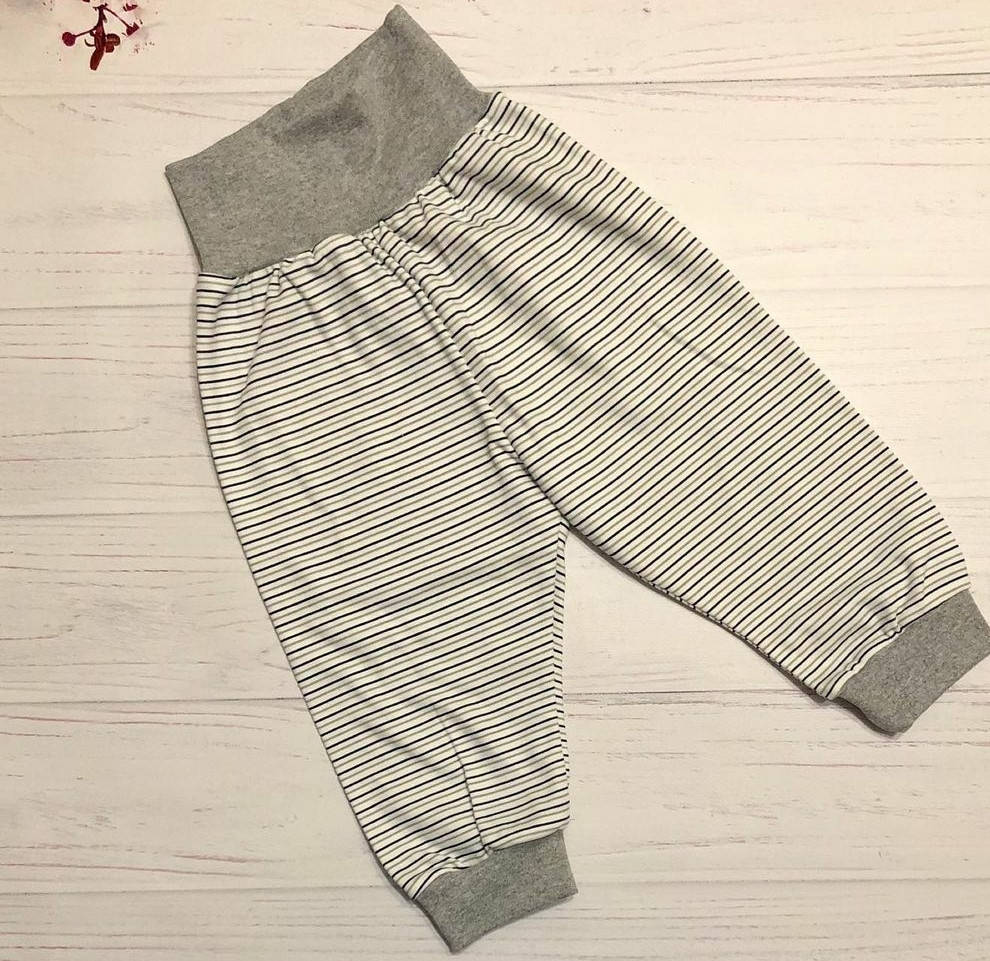 

Штанці на манжетах, в тканині інтерлок, 68 розмір