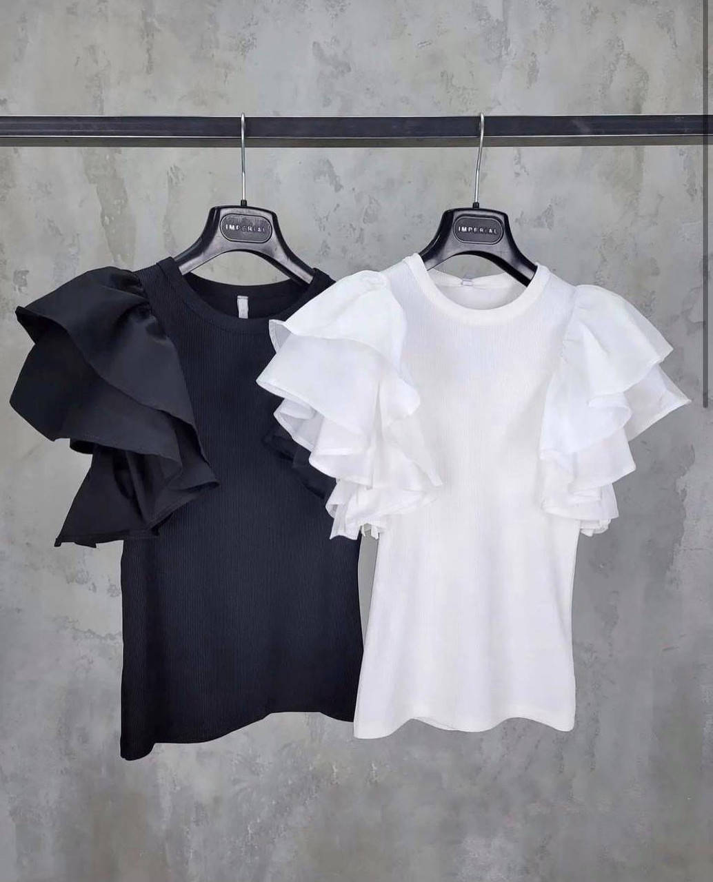 

Блузка женская однотонная с воланами, размеры 40-50 (2цв) "ELIZA" недорого от прямого поставщика