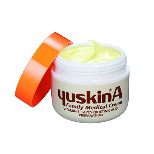 

YUSKIN A Family Medical Cream — заживляющий витаминный крем 120ml
