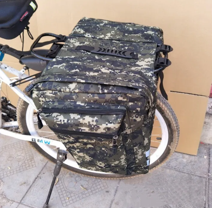 

Велосипедная сумка Камуфляжная черная баул на багажник с боками