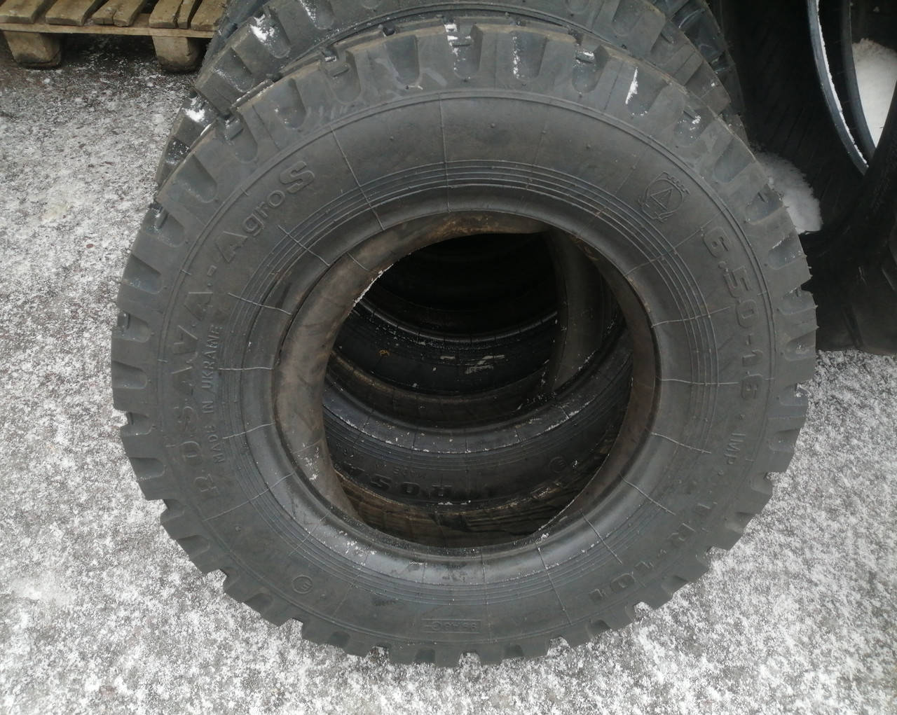 

Шина 6,50-16 Росава