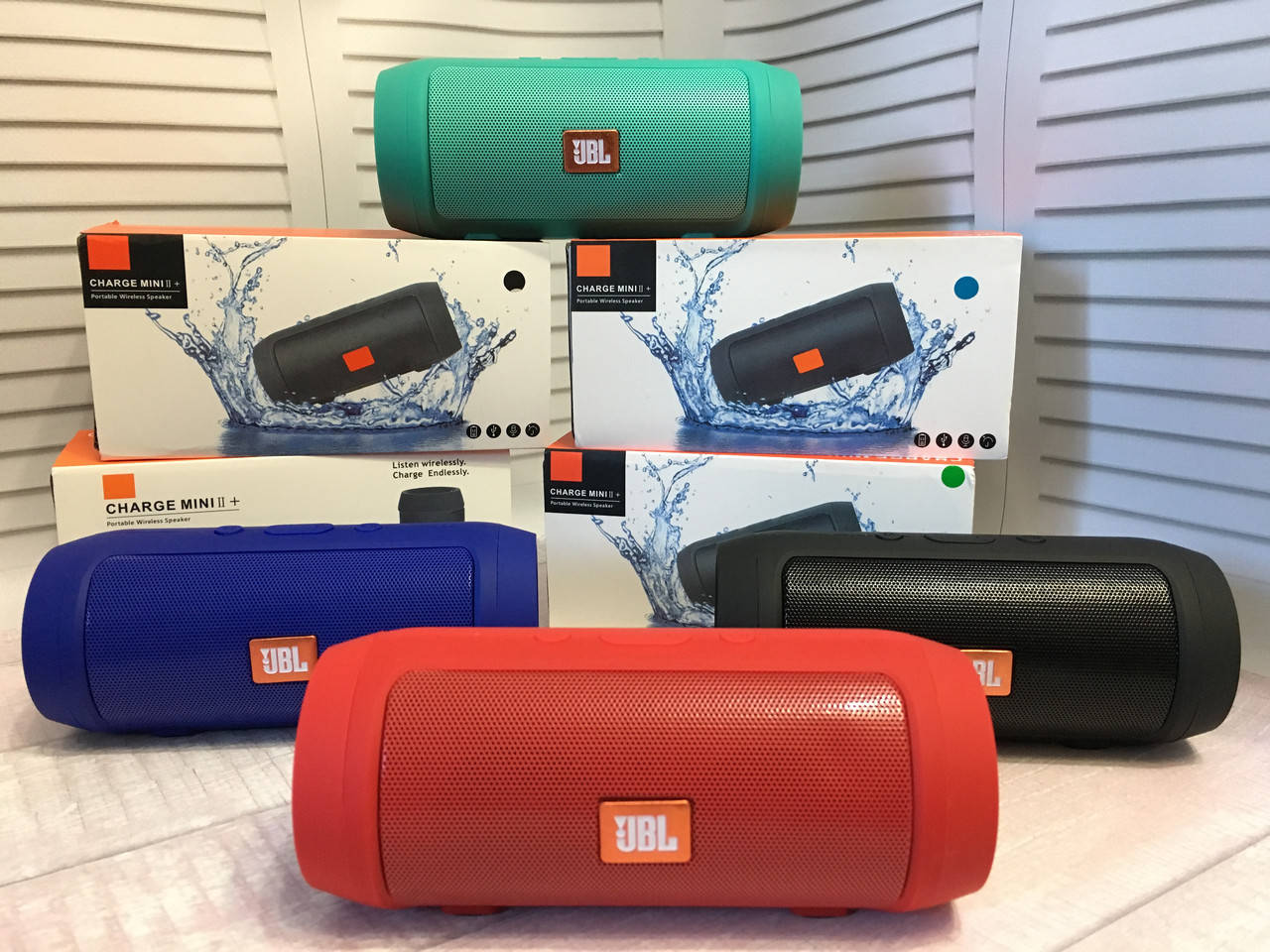 

Портативная Bluetooth колонка JBL Charge Mini 2+