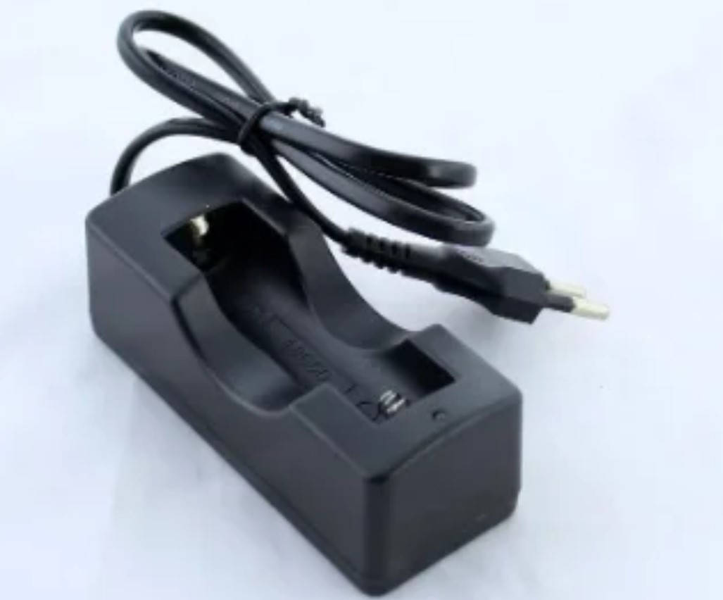 

Зарядное устройство на 1x18650 от сети 220V singnal Bailong | Зарядка для батареек