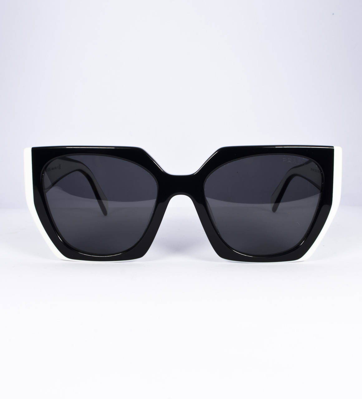 

Очки Prada SPR15W 09Q-5S0, Черный