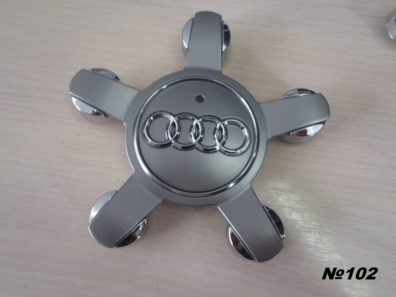 

Колпачки заглушки на диски Audi/Ауди "звезда" 8R0 601 165 140/58/14 мм. Серые. Q5
