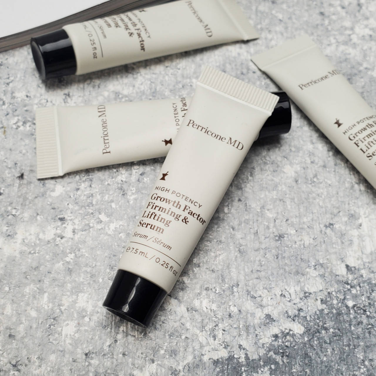 

Укрепляющая лифтинг сыворотка Perricone MD High Potency Growth Factor Firming & Lifting Serum 7.5 ml