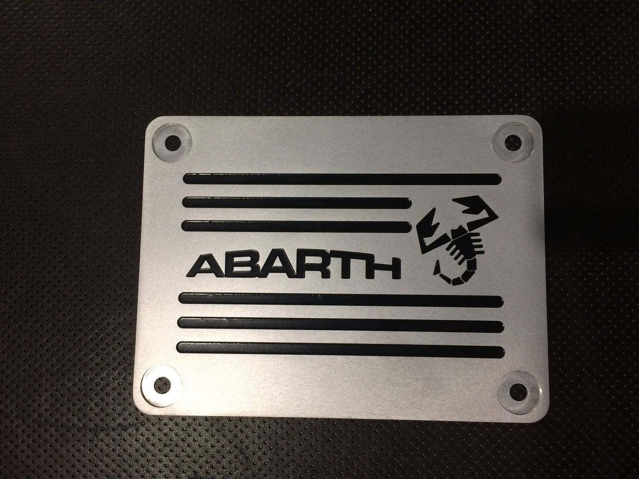 

Накладка на коврик Abarth для Fiat