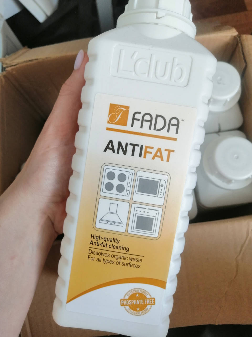 

Засіб очищуючий для видалення пригорілого жиру Фада Антижир (Fada anti fat), 1л