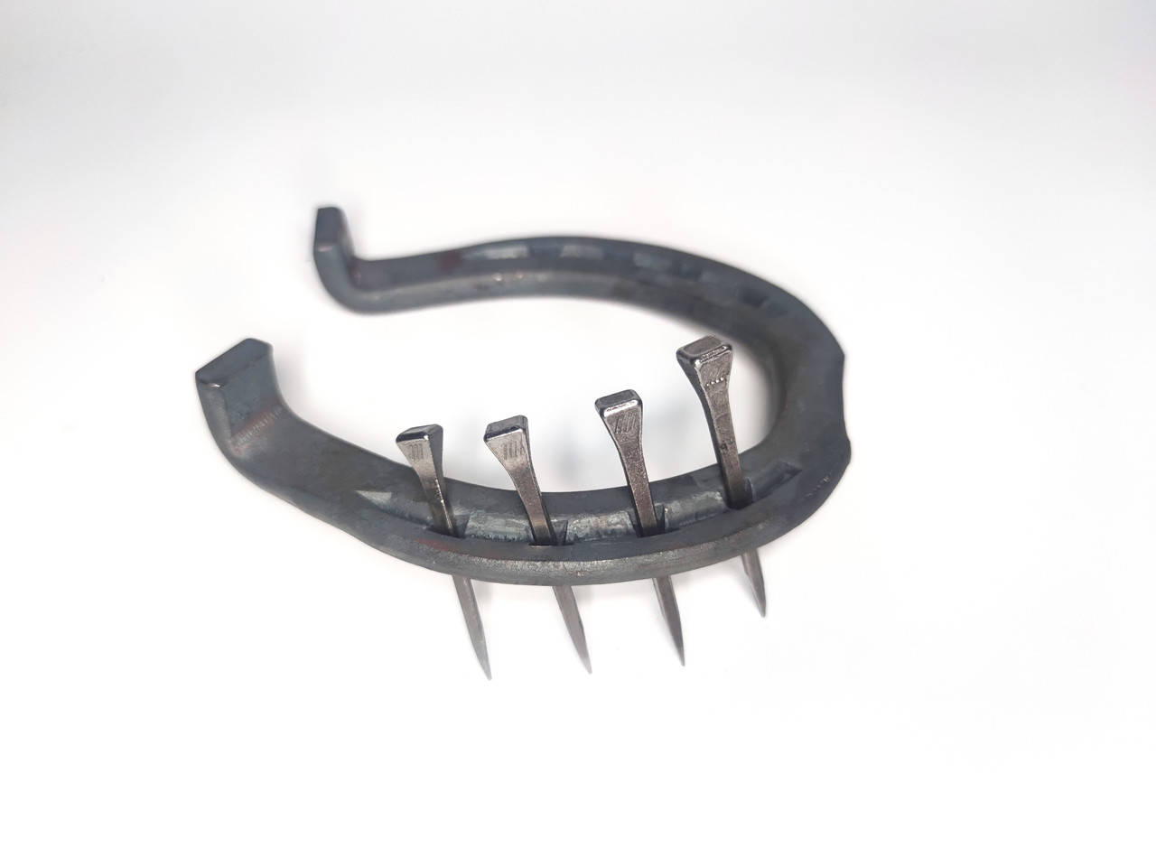 

Подкова для лошади 3х0 Турция, 000 малая