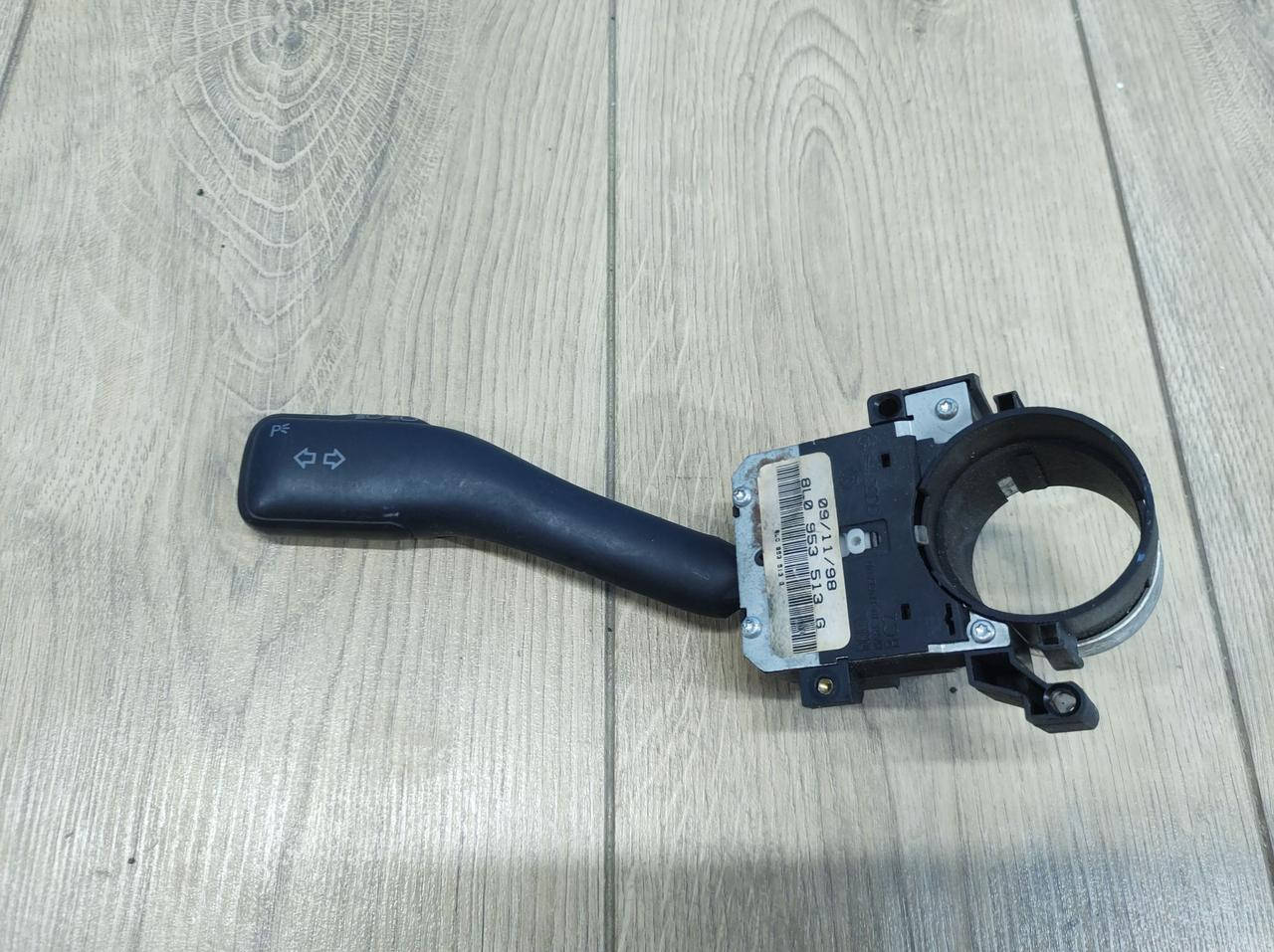 

Переключатель поворотов под рулевой VW PASSAT B5, AUDI A6 C5, Skoda, VW Golf 4, шкода, пассат, ауди 8L0953513G