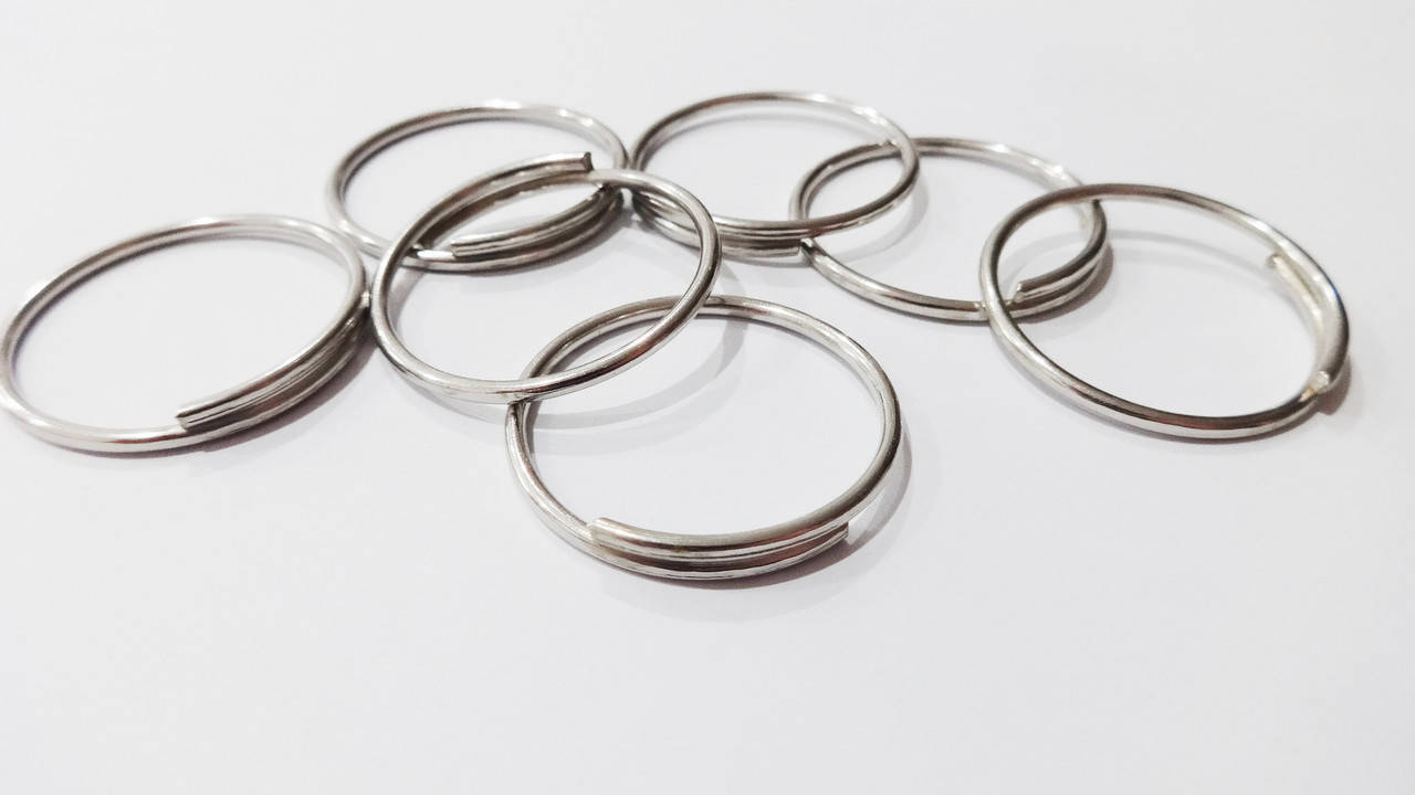 

Кольцо для карниза 27 мм металлическое