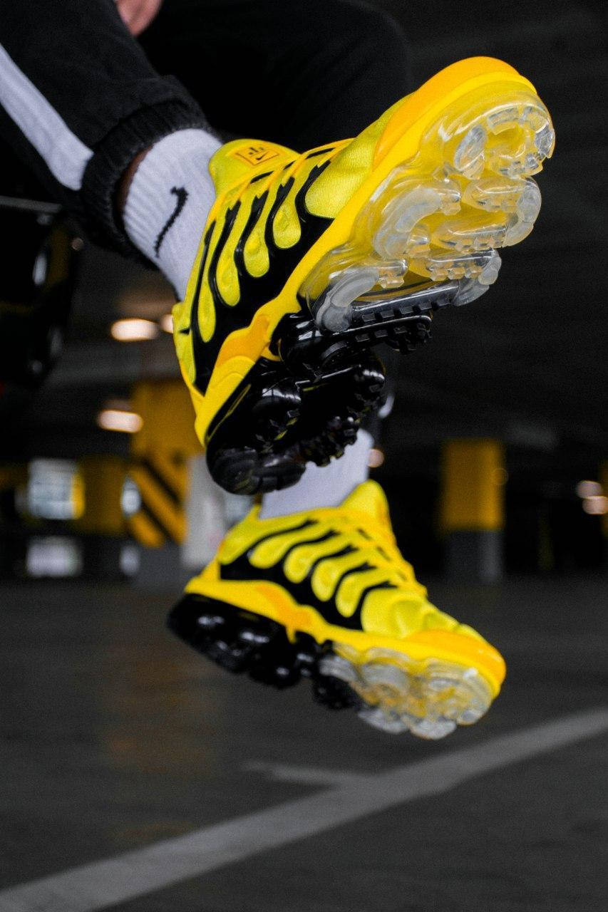 

Кроссовки мужские Nike Vapor Max Plus Yellow Size 44, Желтый