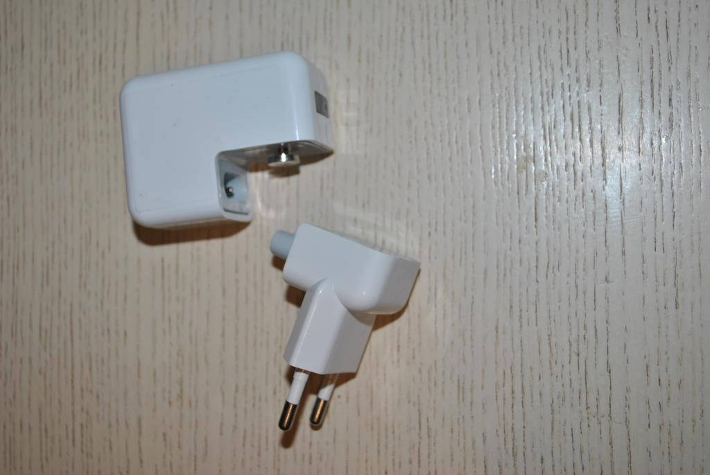 

Зарядное адаптер USB вилка, 2 USB, Белый