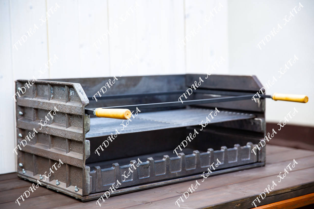 

Чугунное разборное барбекю 74см. с чугунной решеткой и рамкой для шампуров. BBQ - вставка