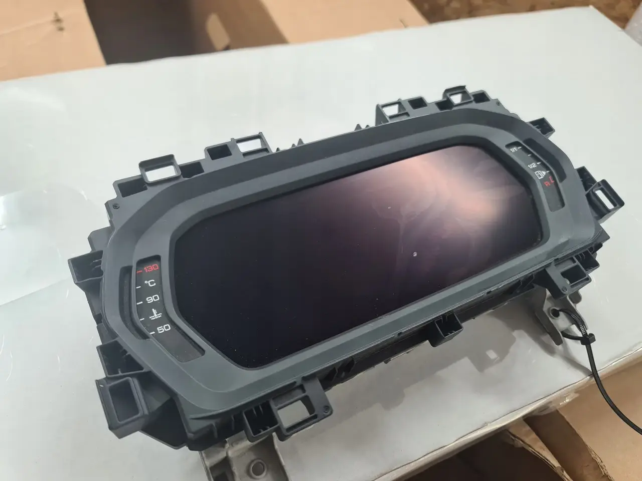 

Панель приборов ЧАСЫ VIRTUAL AUDI A3 S3 RS3 8Y0920700A под заказ 2-4 дн
