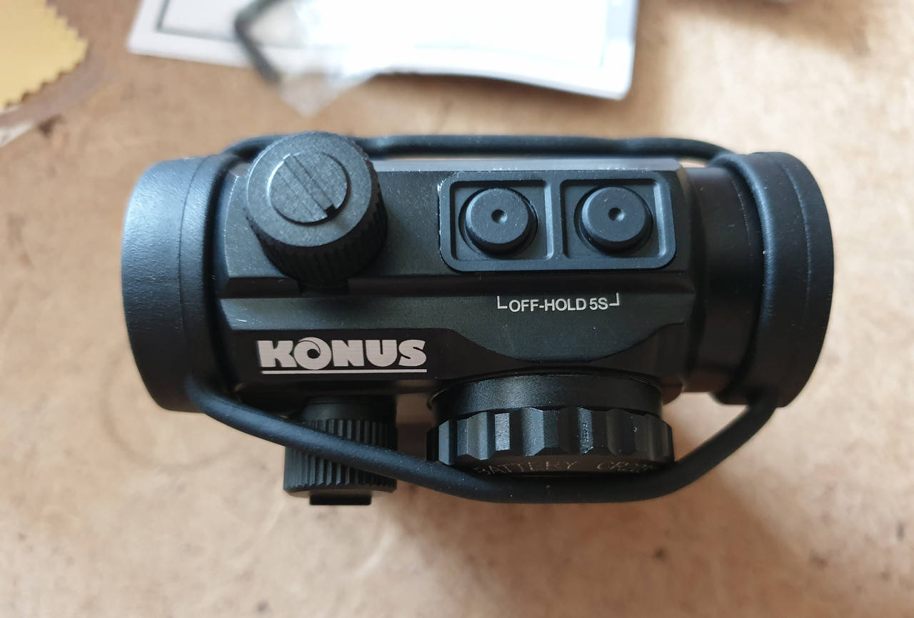 

Коллиматорный прицел Konus Nuclear 1х22