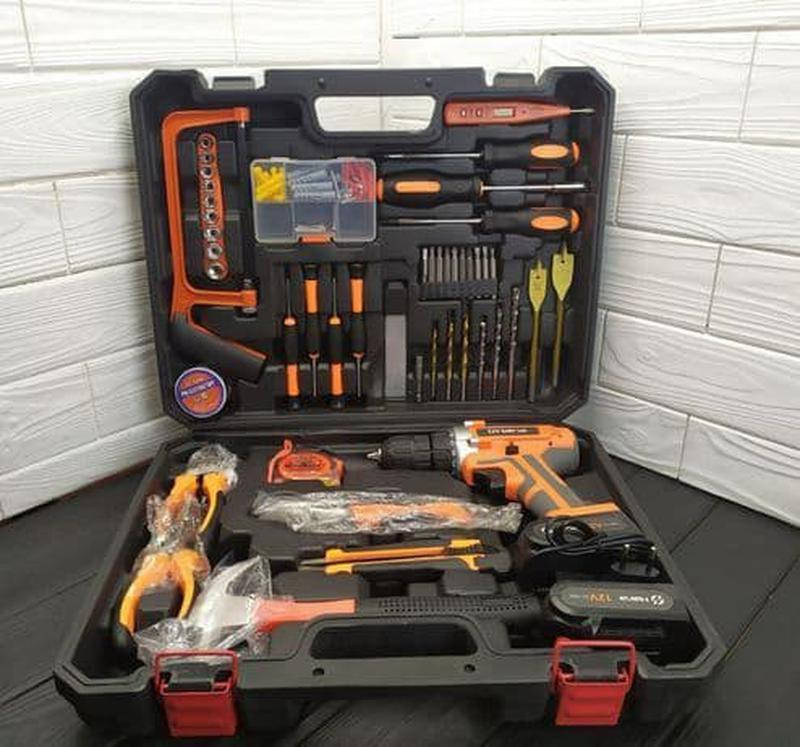 

Шуруповерт Makita 24В с набором инструментнтов 48in1