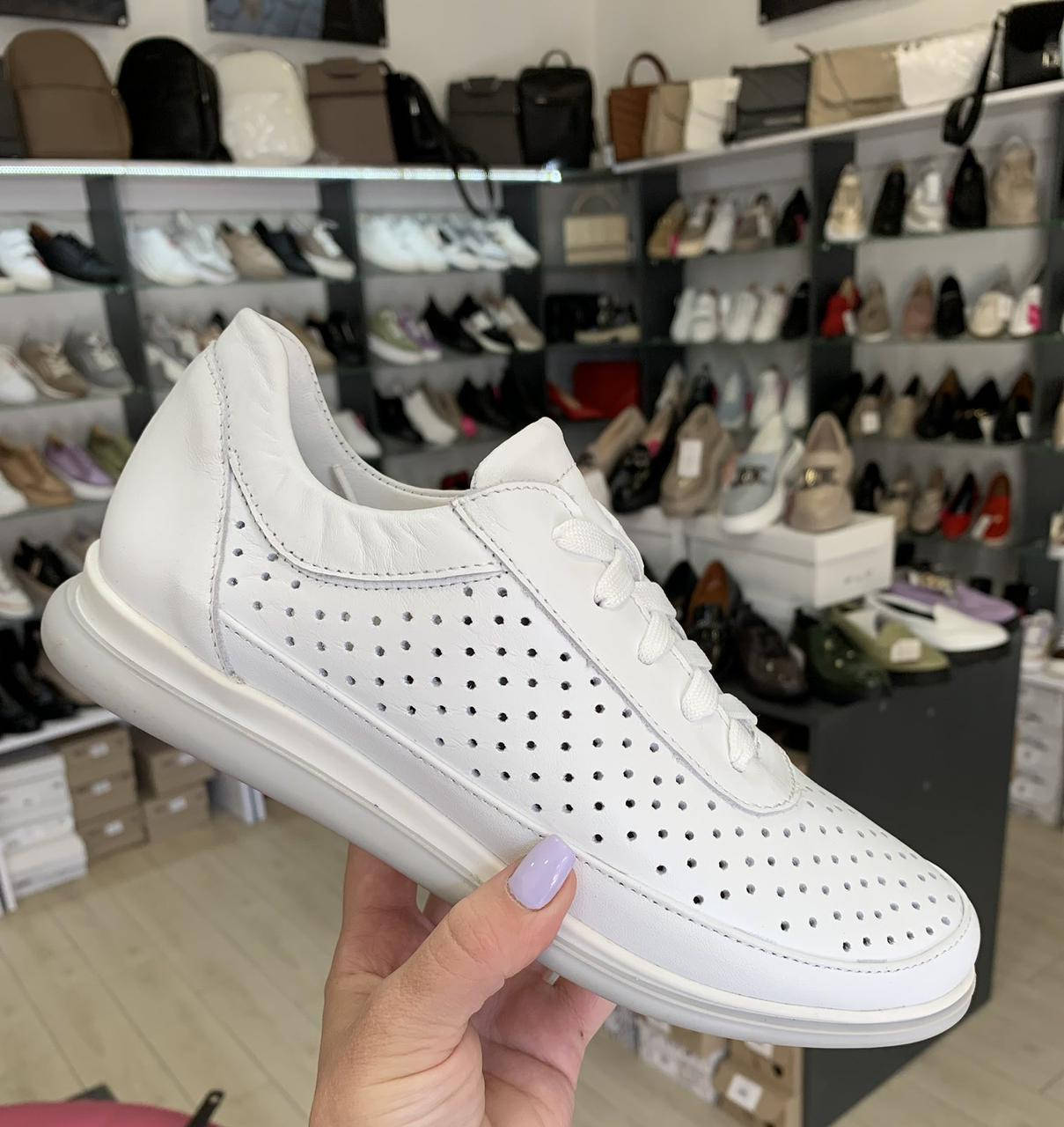 

Кроссовки женские кожаные белые (22269) 39, Белый