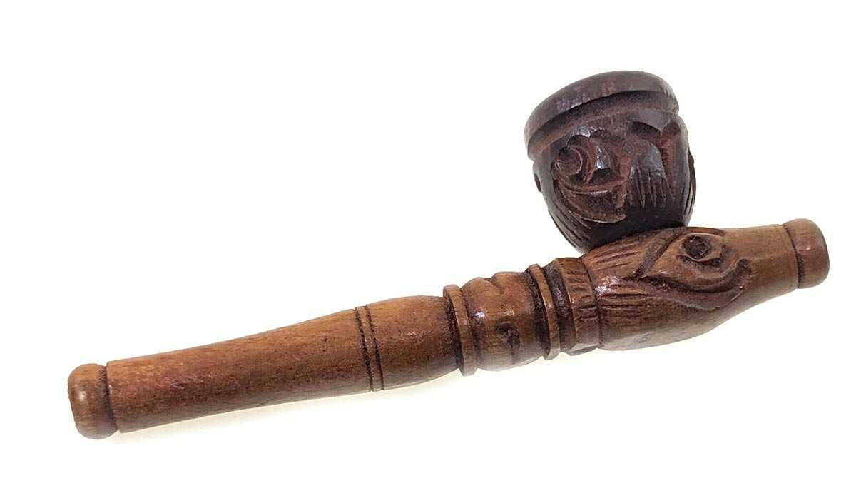 

Трубка курительная розовое дерево 10х3х2см (3361A)