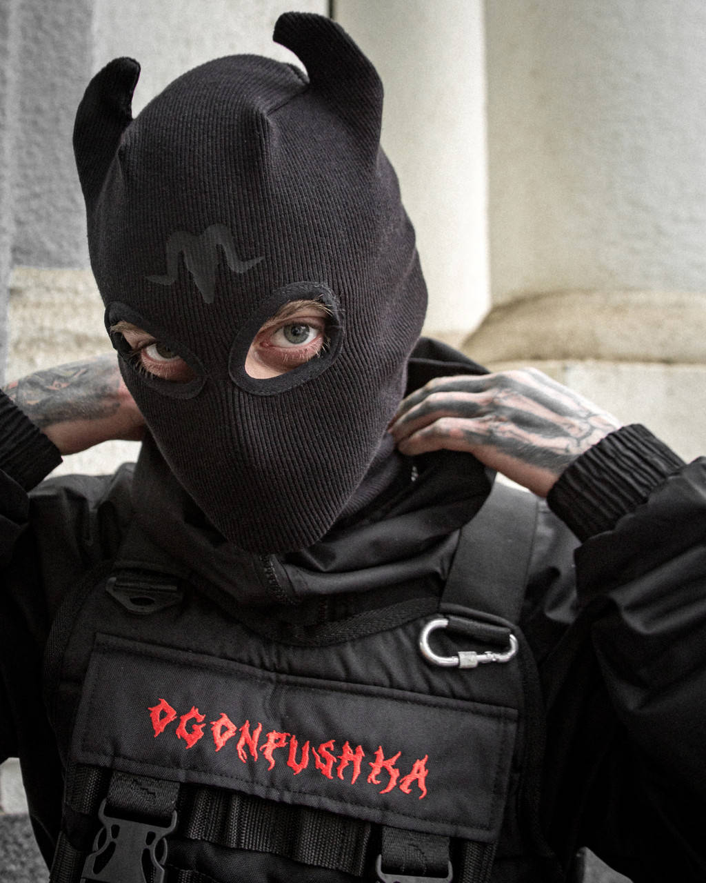 

Балаклава унисекс Огонь Пушка Wiki Ram черная
