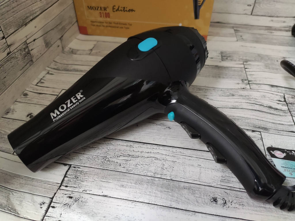 

Фен Mozer MZ-3100 для укладки волос с насадкой