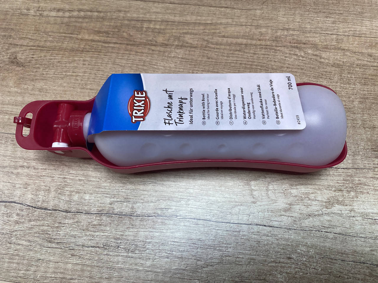 

Бутылка дорожная, с миской Trixie 700 мл (красная, чёрная)