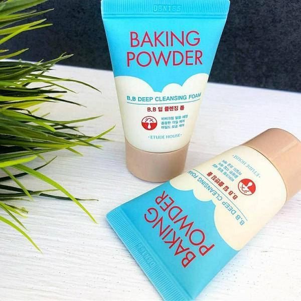 

Пенка для глубокой очистки Etude House Baking Powder B. B Deep Cleansing Foam, 30 мл (миниатюра)