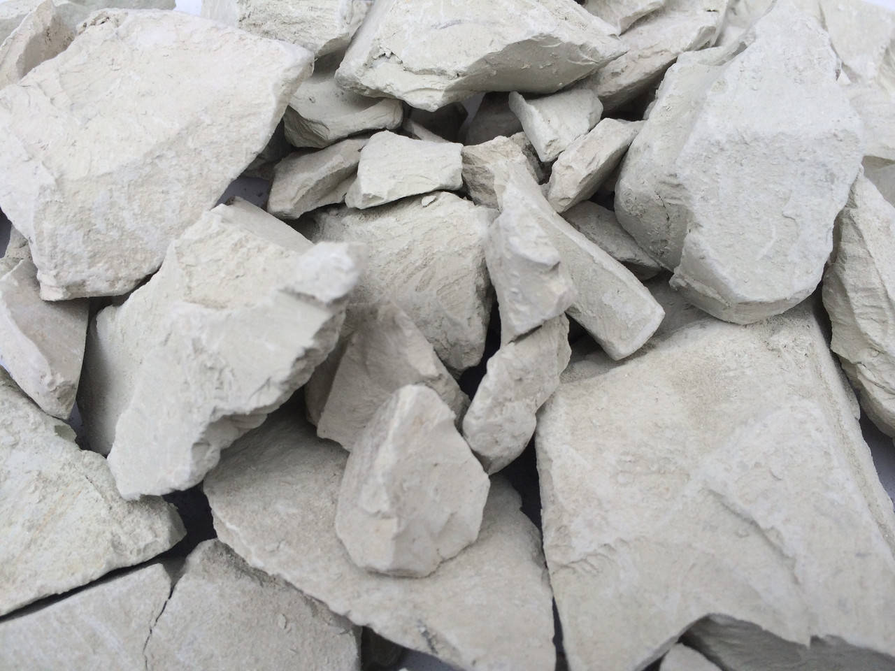 

Глина Бентонит кусковая 500 г, Мел-ок