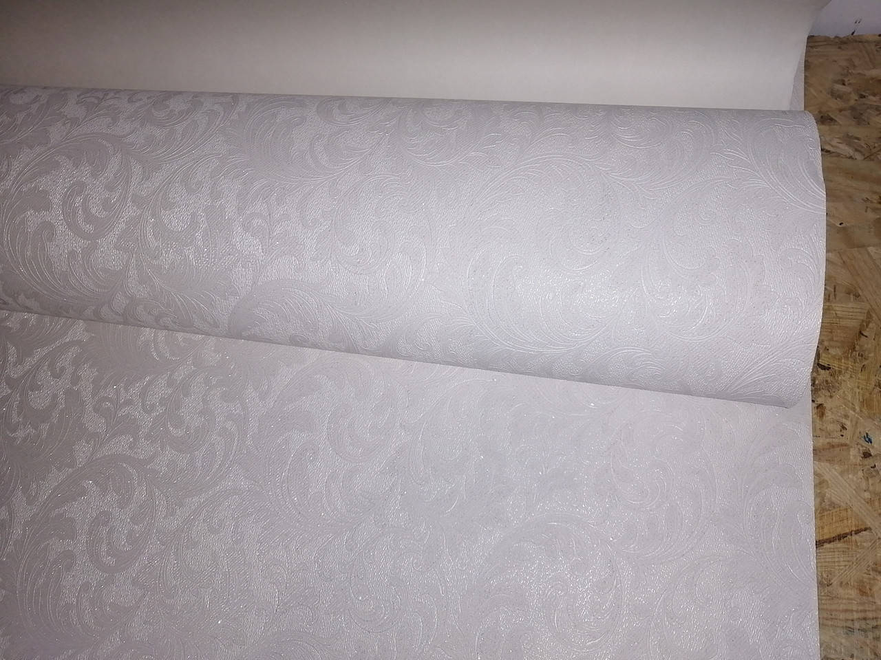 

Обои Ташкент 2 8548-10 винил горячего тиснения на флизелине,длина рулона 10м,ширина 1.06м