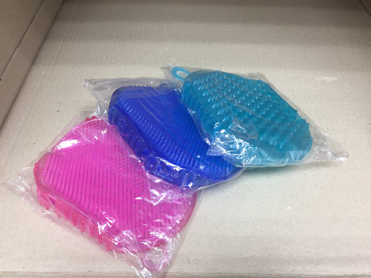 

Рукавица 2в1 массажная антицелюлитная силиконовая Bath Mitt / Цвет розовый
