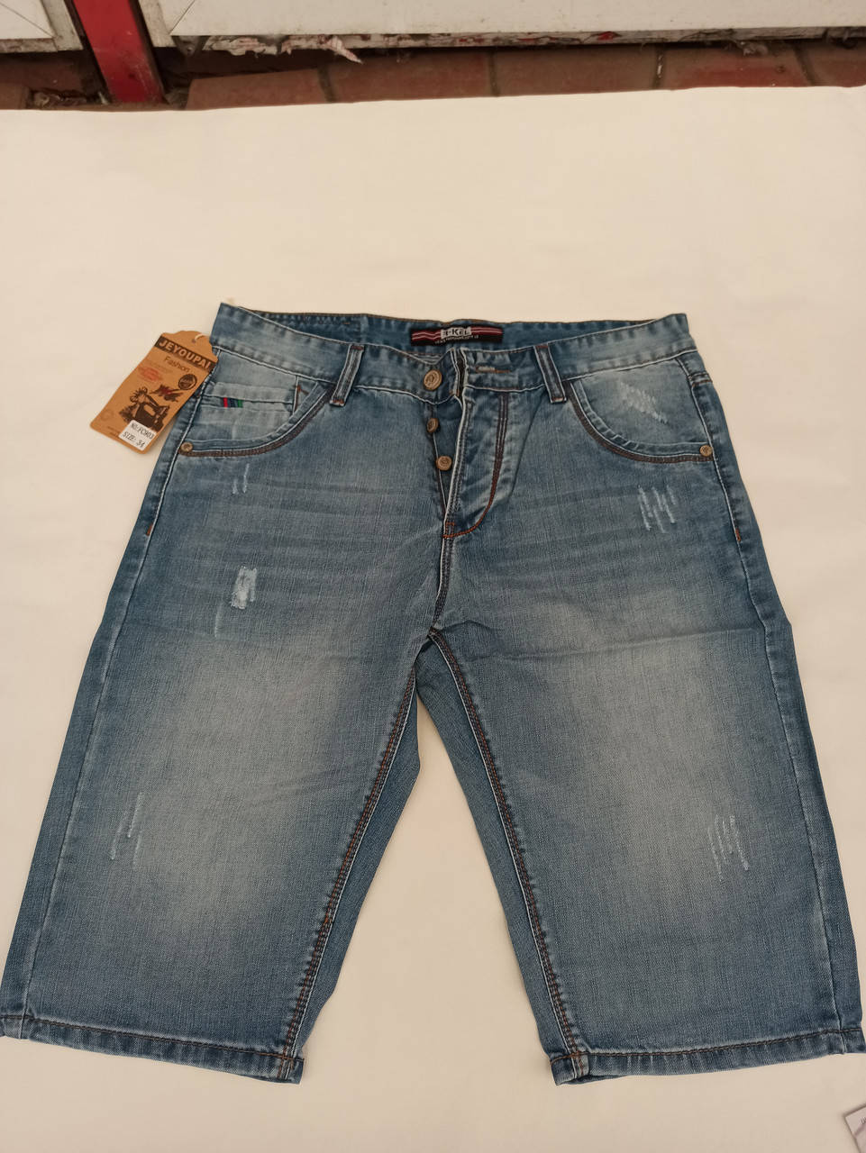 

Джинсовые бриджи