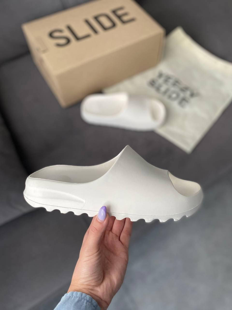 

Adidas Yeezy Slide White Адидас изи слайд белые 43, Белый