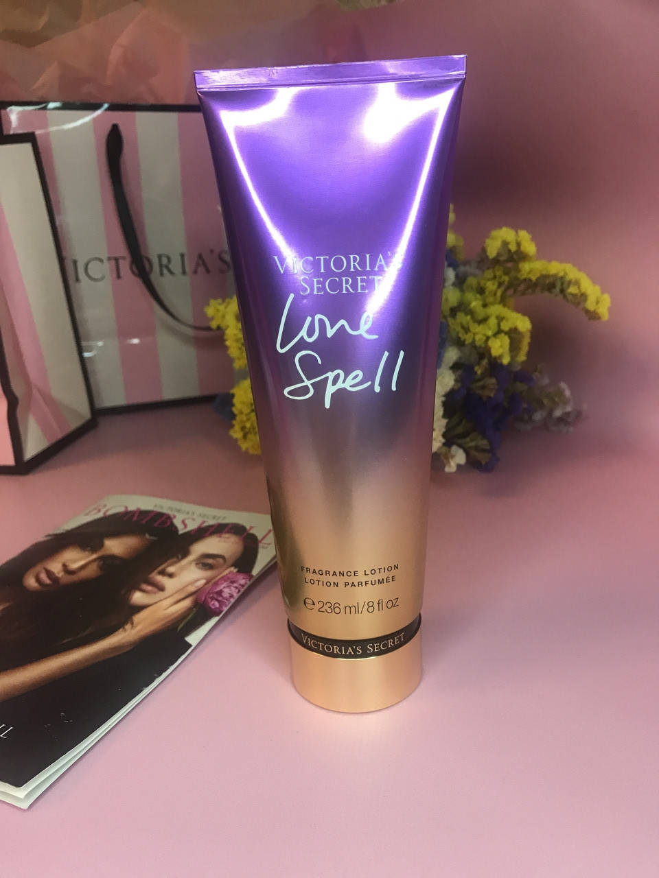 

LOVE SPELL ЛОСЬОН ДЛЯ ТЕЛА ВИКТОРИЯ СИКРЕТ