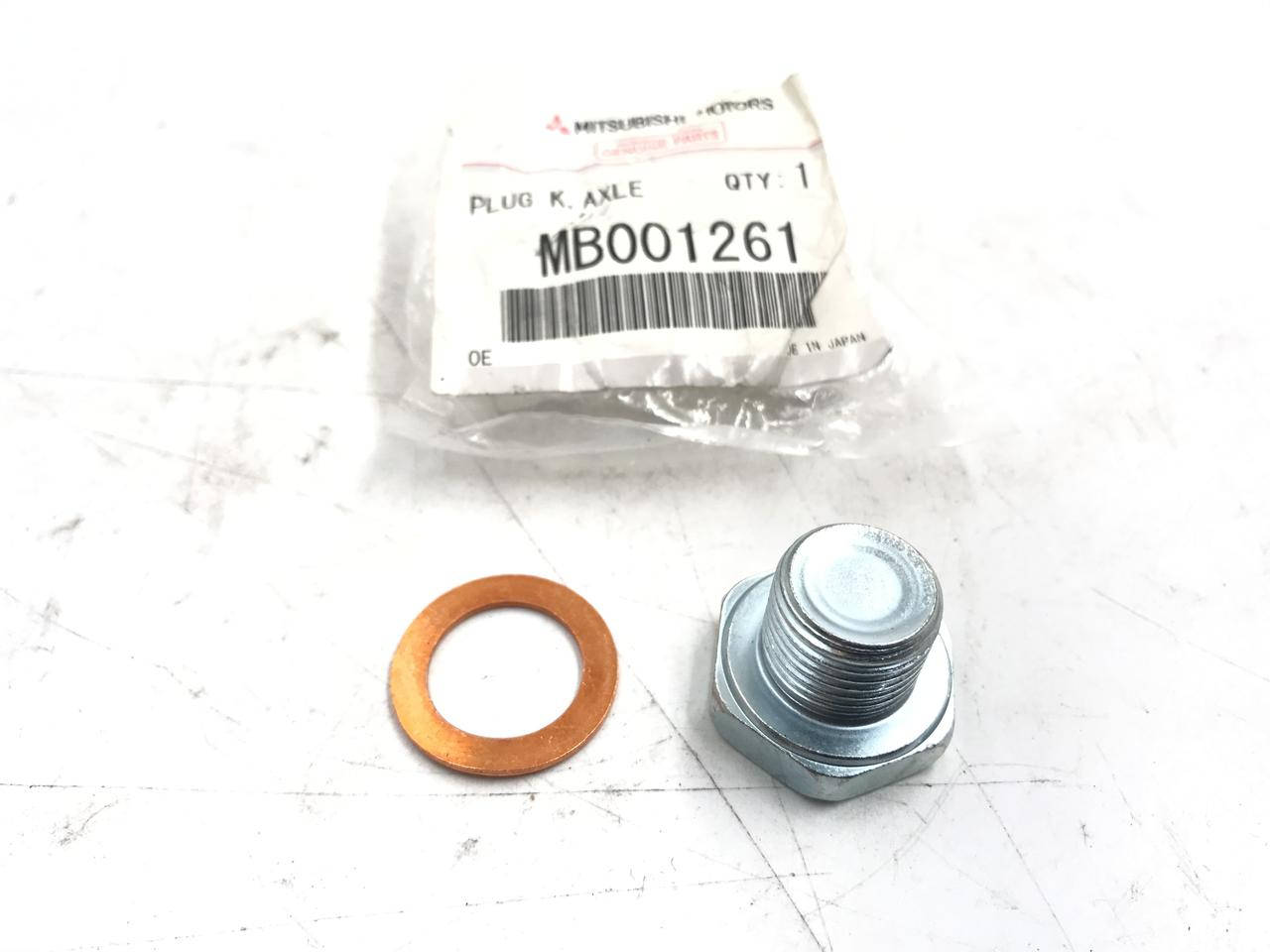 

Зливна пробка масляного задньго моста MB001261. MITSUBISHI
