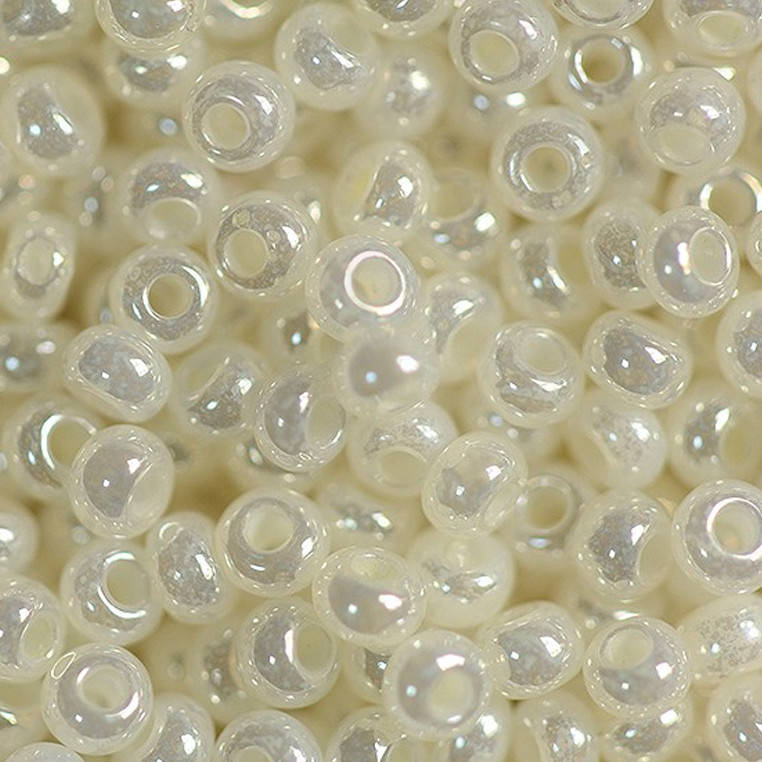 

Бисер Preciosa Чехия №47102 1г, молочный жемчужный