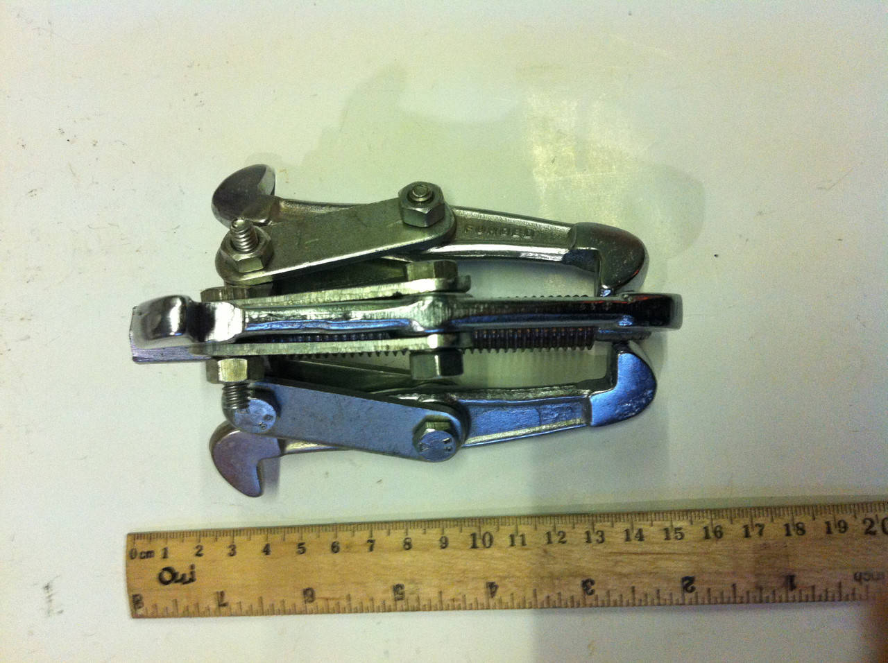 

Знімач підшипників 100 мм трьохлапий НТ-7042