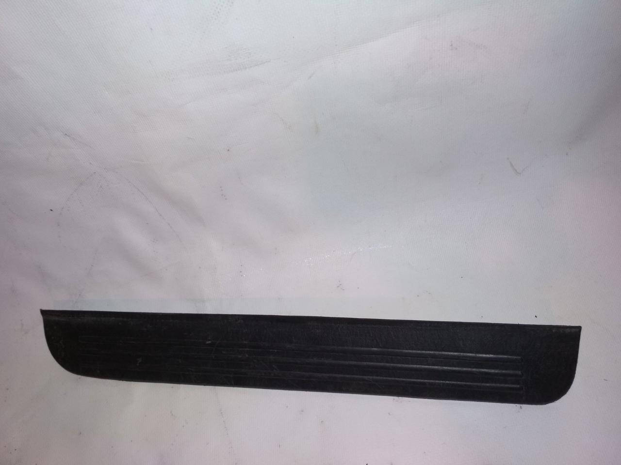 

Накладка порога левая задняя kia clarus