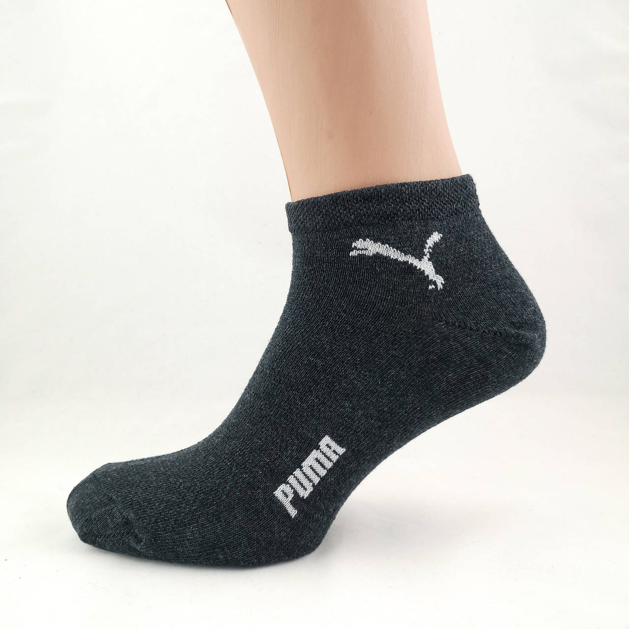 

Короткие спортивные мужские носки с сеточкой