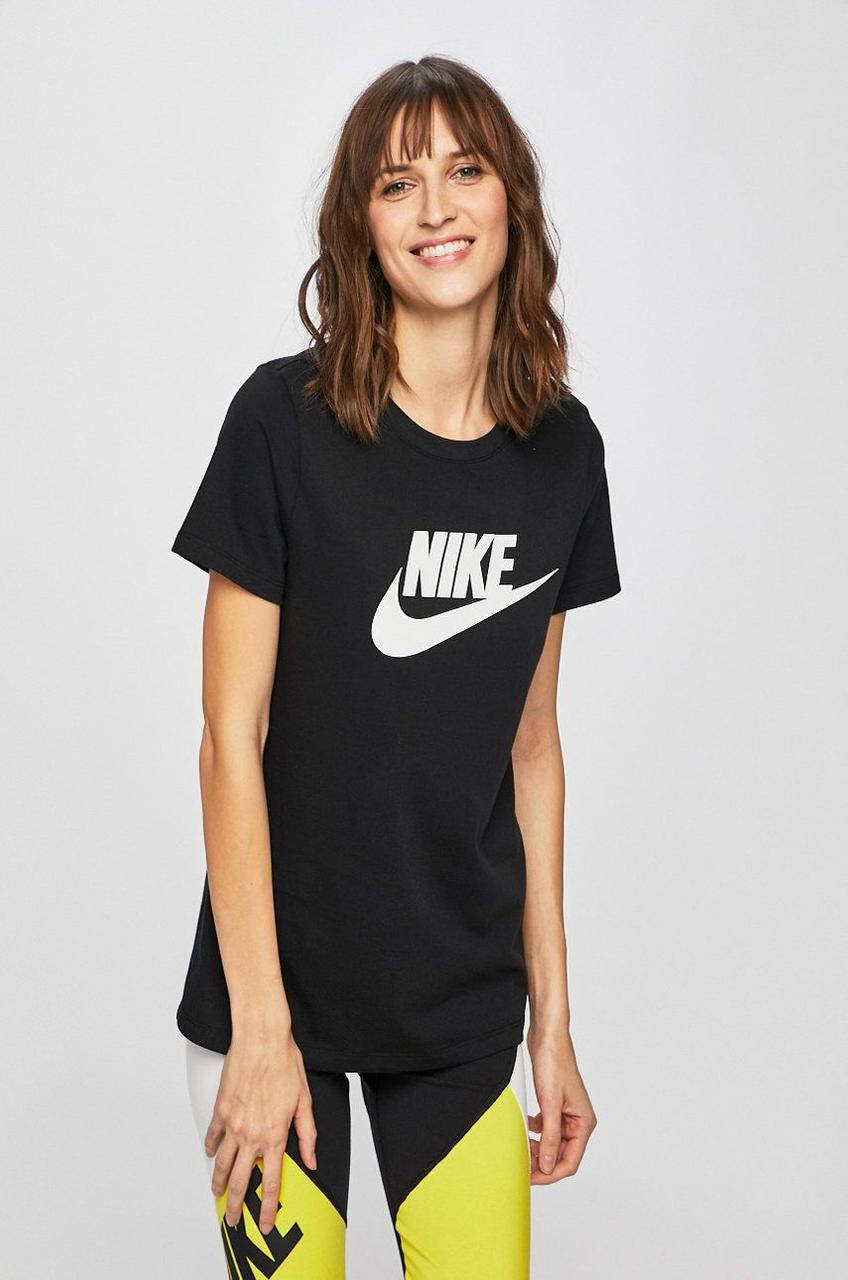 

Женская футболка Nike, черная найк M