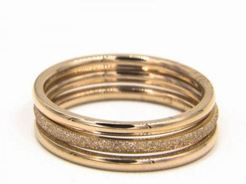 

Кольцо обручальное тройное. Размер 18 Медзолото, Медицинское золото, Ювелирные украшения.