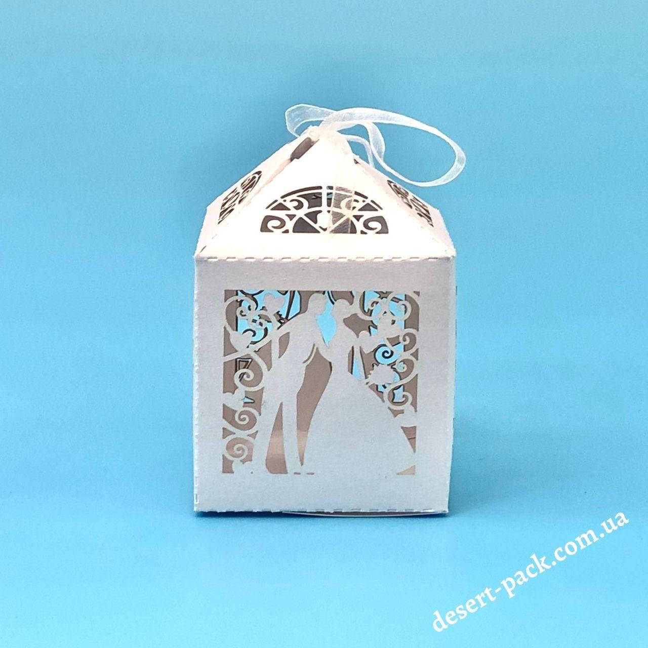 

Бонбоньерка 60х60х90 мм (10 шт.) "Влюбленная пара"