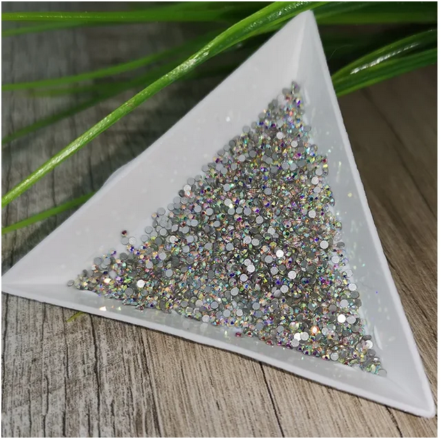 

Стразы для ногтей Crystal AB (хамелеон) размер SS4 (1,5мм),100шт Sweet Nails