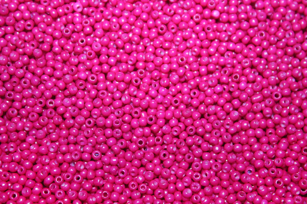 

Бисер калиброванный Чешский 450 грамм 10/0:5 (3С) (17325)