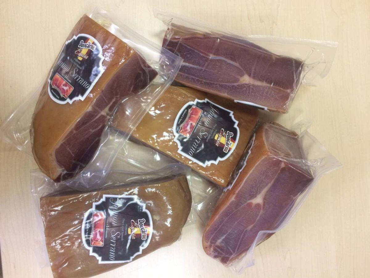 

Хамон Серрано "DONCARNE" Jamon Serrano