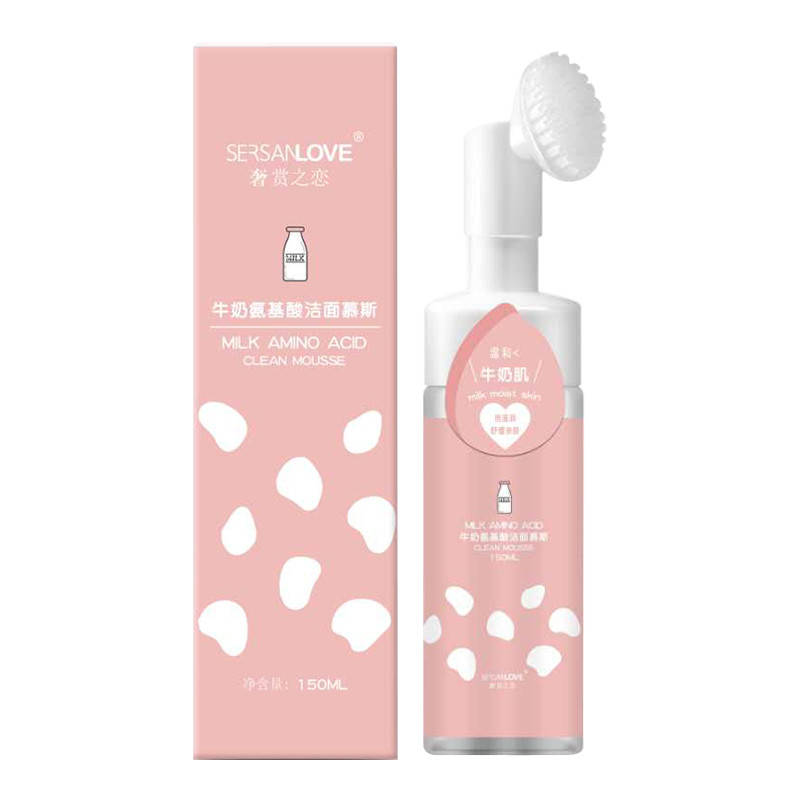 

Пенка-мусс с щеточкой для умывания с молоком и мандарином Sersanlove Milk Amino Acid Clean Mousse, 150мл