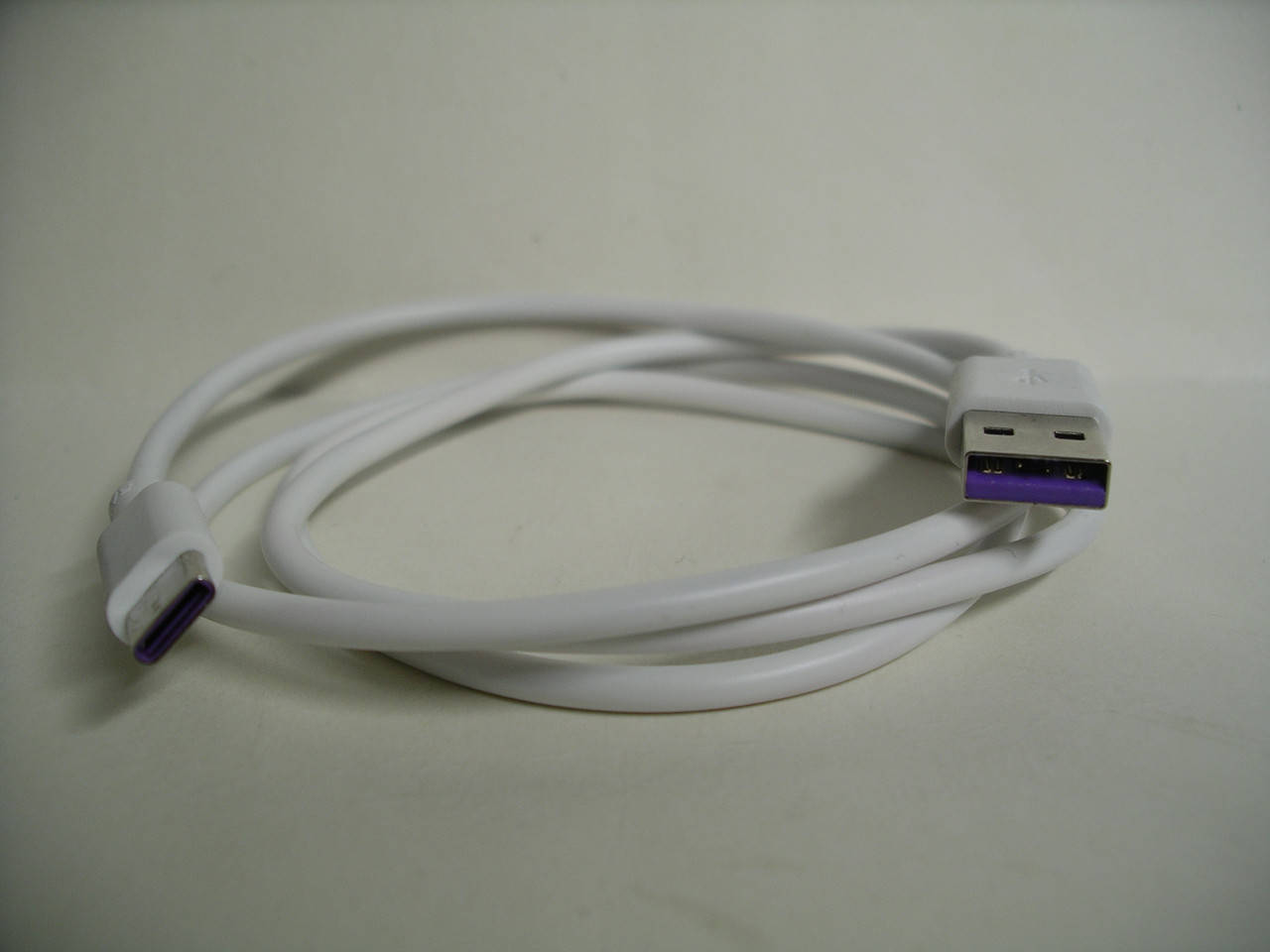

Кабель USB Type-C 5А 1 метр белый быстрая зарядка