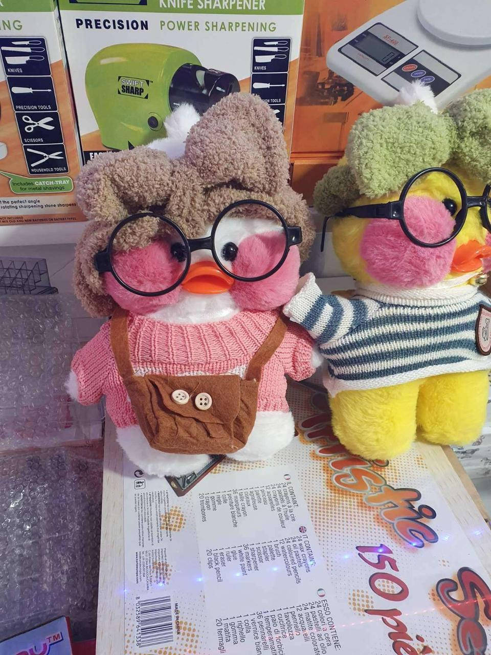 

Утка Лалафанфан Lalafanfan в одежде и очках уточка лалафан Dack lalafan b